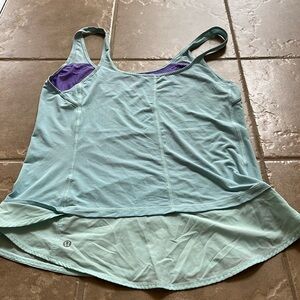 Size 10 lululemon tank